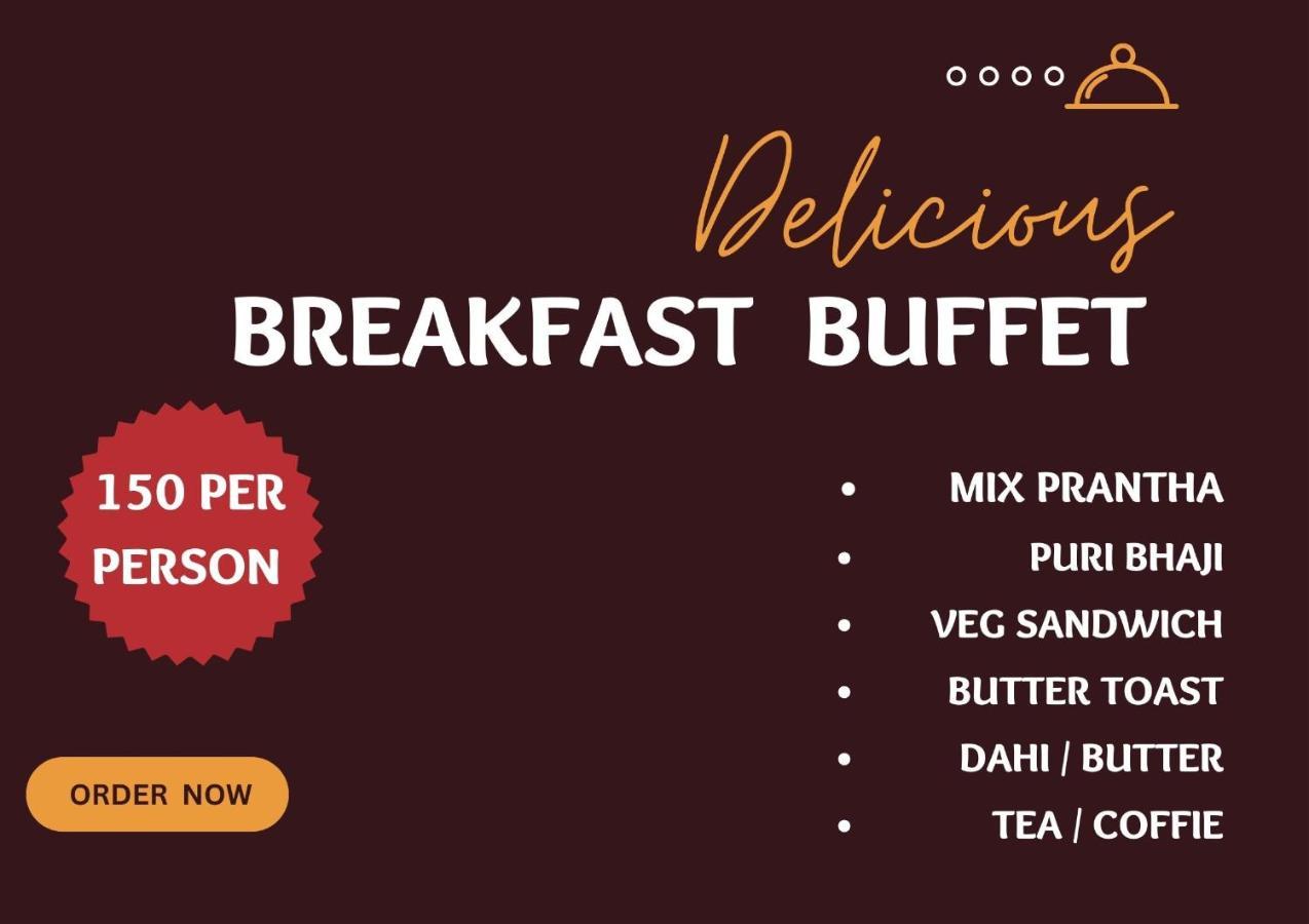 Hotel Woodcrest Zirakpur - Best Family Hotel By - A Unit Of Sidham Group Ngoại thất bức ảnh